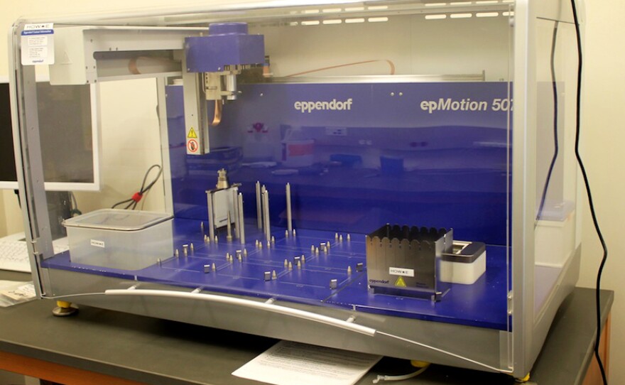 This robot in the Knight lab can handle many samples simultaneously. To avoid contamination, the lab only processes the same kind of samples at the same time together (fecal with fecal, skin with skin and pet with pet).