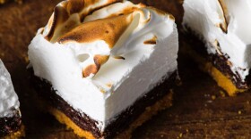 S'mores Bars with Marshmallow Meringue