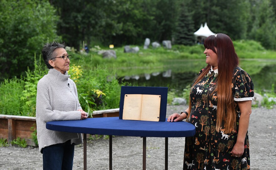 Syanne Beatty (right) appraises a Yup’ik language manuscript, ca. 1895, in Anchorage, Alaska. ANTIQUES ROADSHOW “Alaska Native Heritage Center, Hour 3” premieres Monday, January 22 at 8/7C PM on PBS.