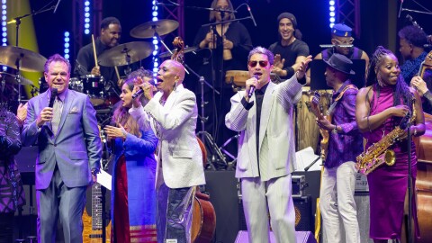 (Front row) Kurt Elling, Varijashree Venugopal, Dee Dee Bridgewater, José James, and Tia Fuller; (back row) Kendrick Scott, Teri Lynne Carrington, Rhani Krija, Marcus Miller, Etienne Charles, and David Sánchez perform “Imagine” to close International Jazz Day in Abu Dhabi, U.A.E.