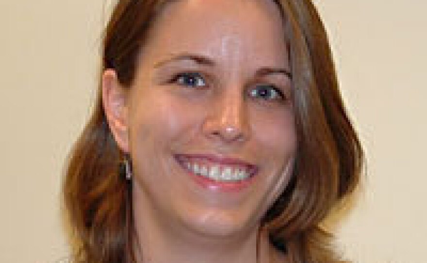 daria_hall_sq-18ba200f8ba068006311769ea2fe40578590759b.jpeg