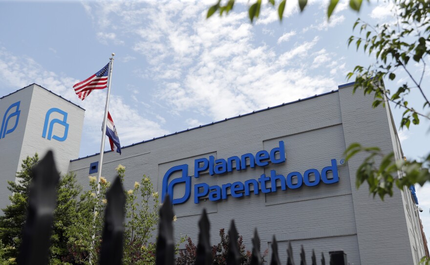 Missouri's only clinic that provides abortions, located in St. Louis, will be able to keep operating after a state commission decided Friday, that the health department was wrong not to renew the license of the Planned Parenthood facility.