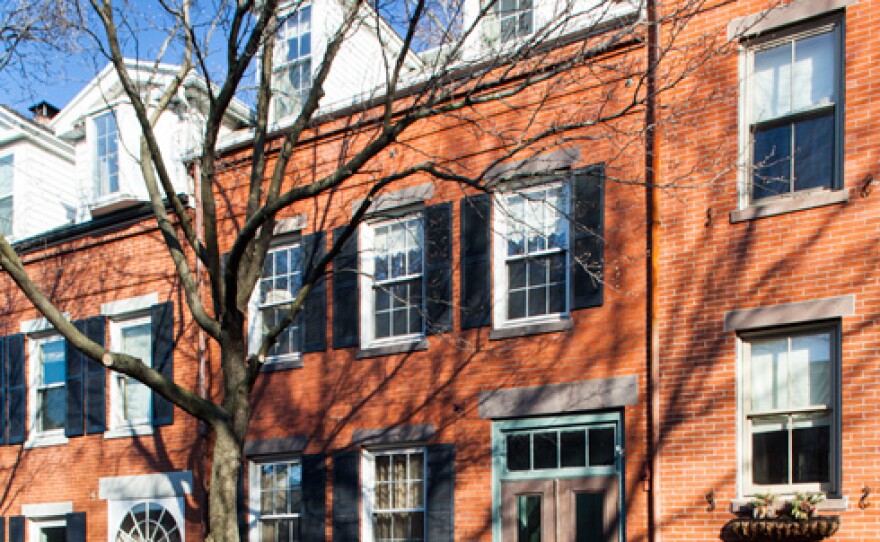 For the opening project of the 35th season, THIS OLD HOUSE tackles the renovation of an 1850 Greek Revival rowhouse in Charlestown, Boston’s oldest neighborhood. The modest red brick rowhouse needs extensive masonry and structural reinforcement.