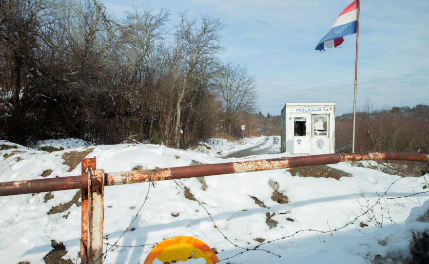 After the closure of the migration route through Serbia and Hungary in 2016, Bosnia-Herzegovina has become the main hub for those seeking to reach wealthier European countries. It's the shortest possible route to access the EU through neighboring Croatia.