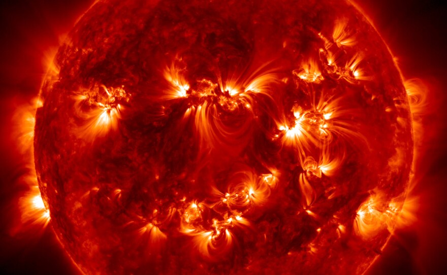 The sun regularly shoots particles into space. The resulting "space weather" can be very disruptive.