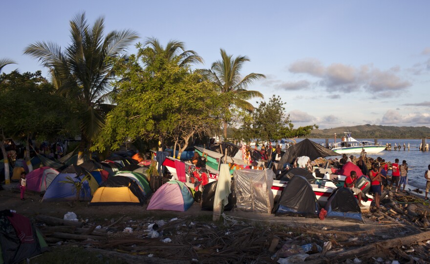 Tents pitched at Necoclí's beach in September. About 19,000 migrants are living in the town, some staying in hotels and many others camping out on the beach.
