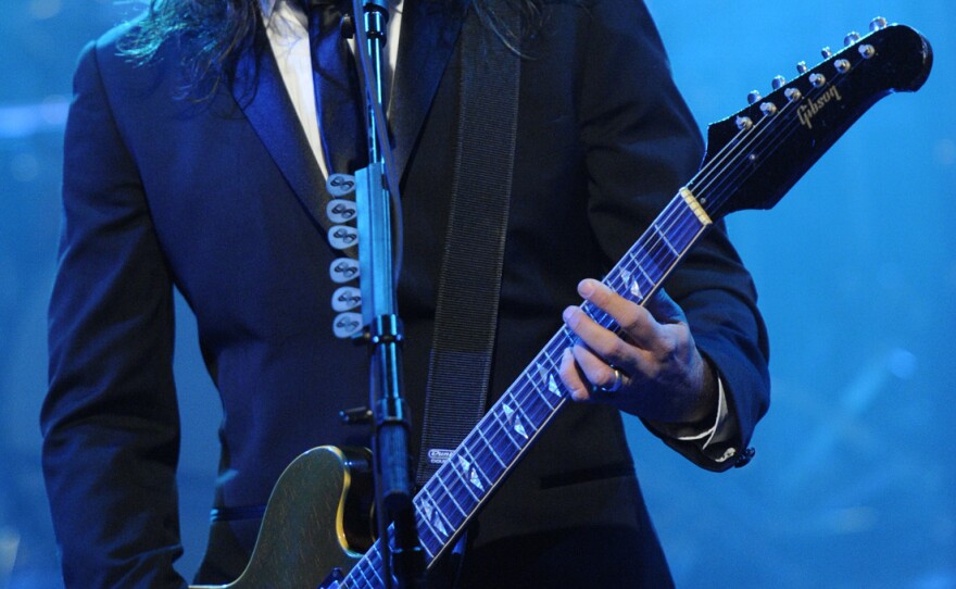 Dave Grohl of the Foo Fighters performs during David Letterman's final Late Show broadcast Wednesday.