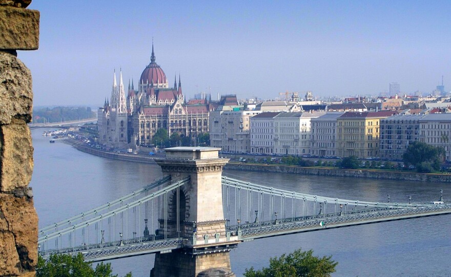 Budapest, Parliament, 2005