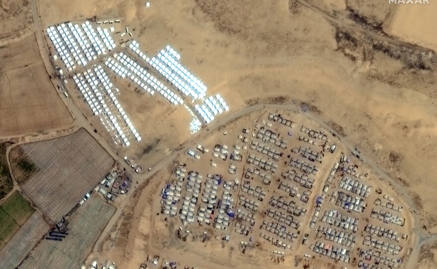 Refugee tents near Rafah on April 23. Since April 1, hundreds of new tents have appeared at the very northern edge of Rafah.