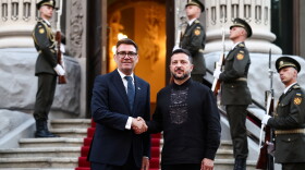 Ukraine's President Volodymyr Zelenskyy welcomes and shakes hands with Britain's Prime Minister Andy Burnham upon his arrival at Horodetskyi House ahead of their bilateral meeting in  Kyiv, Monday, Aug. 24, 2026.