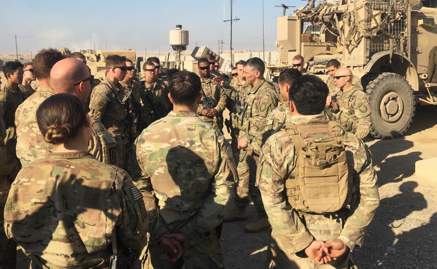 Lt. Gen. Stephen Townsend meets with U.S. forces in Mosul, Iraq.