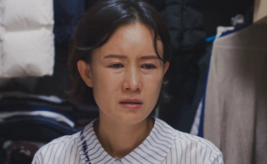 Soyeon Lee becomes emotional while discussing reuniting with her son.
