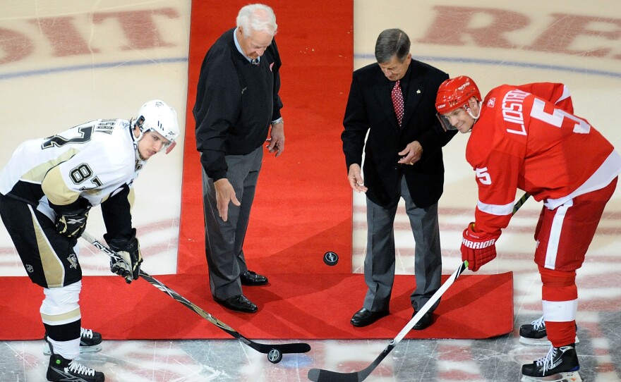 Hall of Famers Gordie Howe and Ted Lindsay drop the ceremonial pucks before Game 1 of the 2009 Stanley Cup Finals at Joe Louis Arena in Detroit.