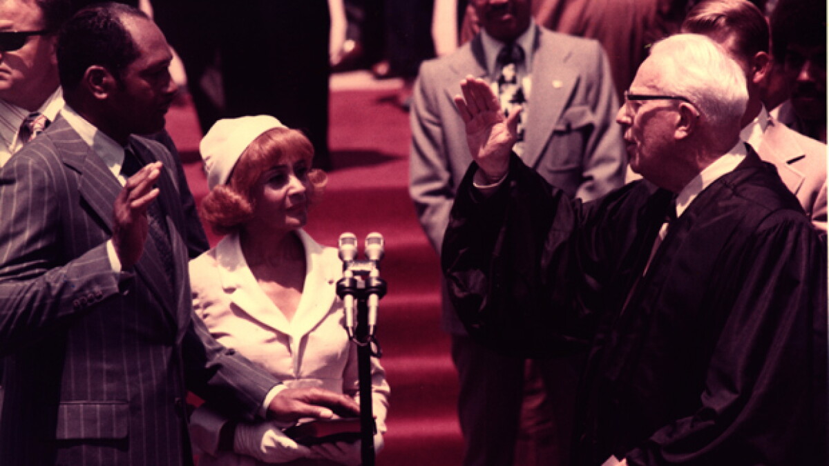 Bridging The Divide: Tom Bradley And The Politics Of Race - Vimarsana News