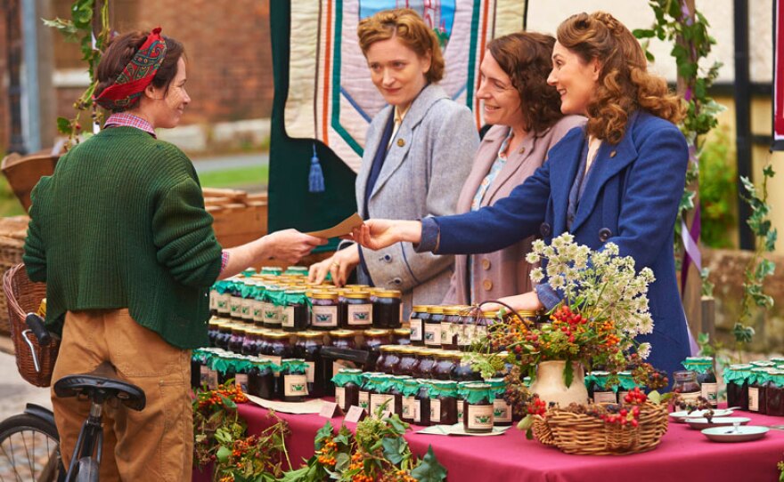 Claire Rushbrook as Pat Simms, Clare Calbraith as Steph Farrow, Ruth Gemmell as Sarah King and Claire Pirice as Miriam Brindsley.