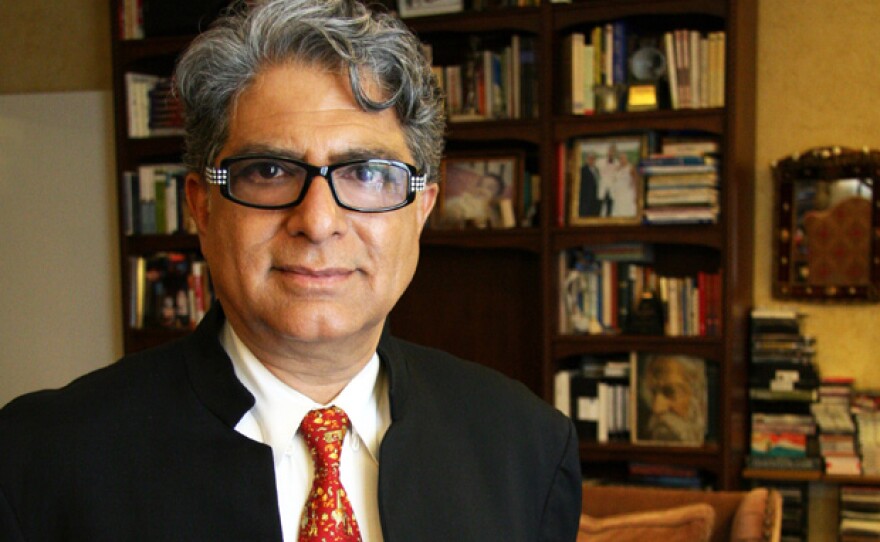 Renowned physician, best-selling author and educator Deepak Chopra presents a step-by-step action plan for permanent weight loss, healthy eating and healing our bodies.