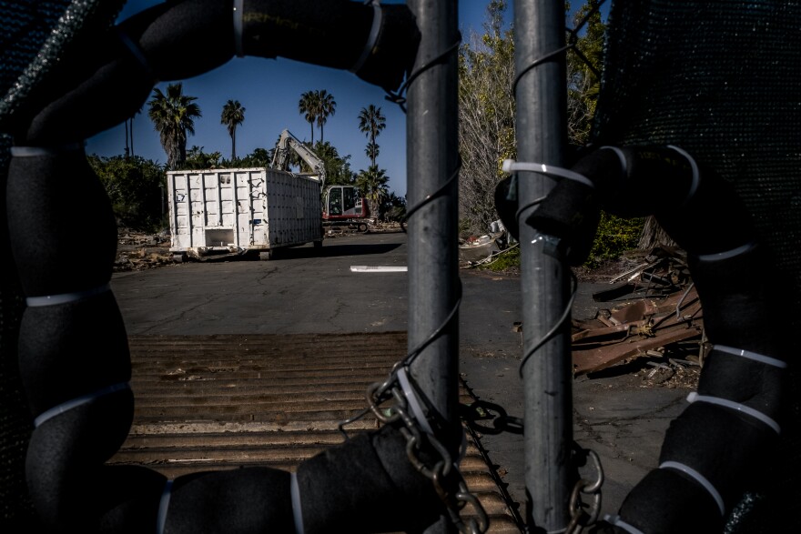 A clean up effort begins in De Anza Cove. San Diego, Calif. Feb. 15, 2023.