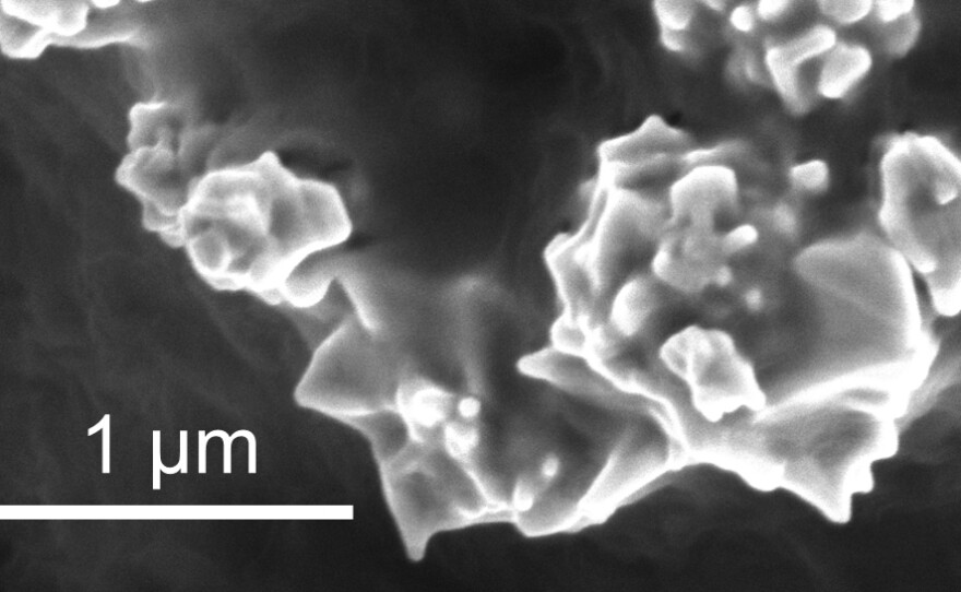 The microstructure of the plastic sheet where the spiky nanoparticles of nickel can be observed.