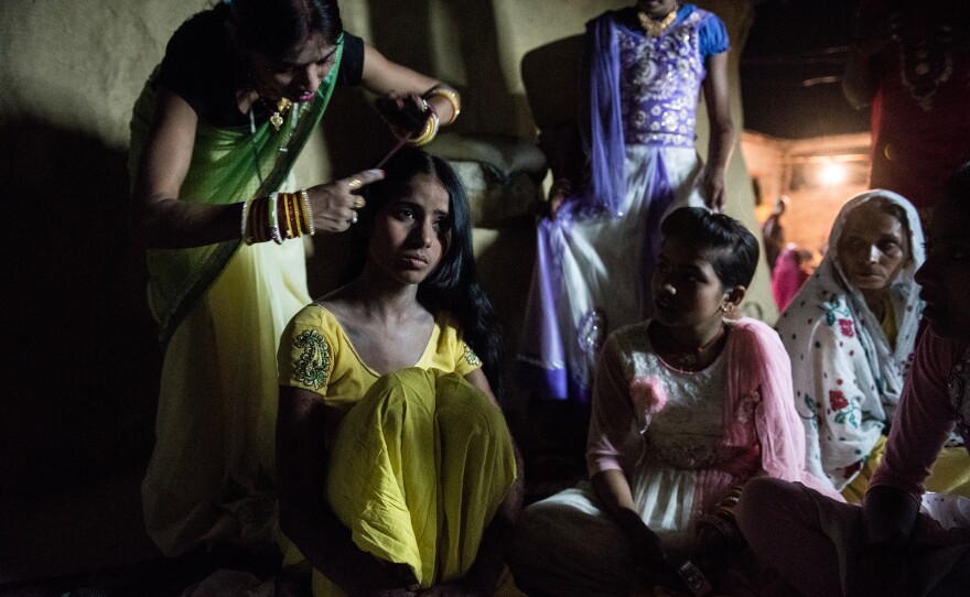 A 14-year-old's friends and family prepare her for her wedding. Asked how she feels about the marriage, the girl says: "What is there to feel about the wedding? It's all OK. It has to happen, there is no escape."