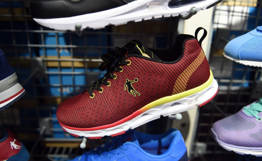 A Chinese court says that Qiaodan Sports' logo of a basketball player's silhouette does not infringe on Air Jordan's famous "jumpman."