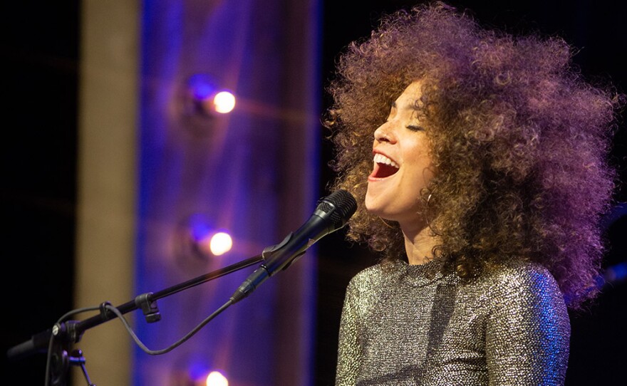 Kandace Springs is a picture of pure joy as she sings through songs by Billie Holiday, Nora Jones, Ella Fitzgerald and more, all of whom are featured in her recent album release titled, "The Women Who Raised Me" on this episode of THE KATE.