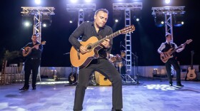 International recording artist Pavlo returns to Greece for a spectacular concert featuring old favorites and new classics.