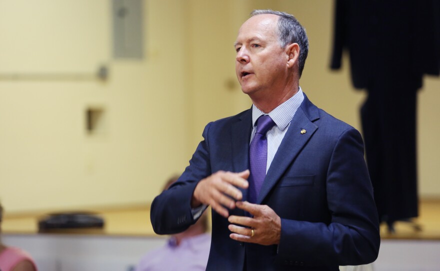 Mayoral candidate Ed Harris speaks at the Ocean Beach Town Council meeting on April 27, 2016.
