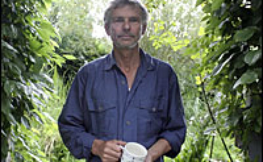 Anti-nuclear activist Karsten Hinrichsen has fought the Brokdorf plant since the beginning. But things may change in his fight, given Germany's reconsideration of its strong opposition to nuclear power.