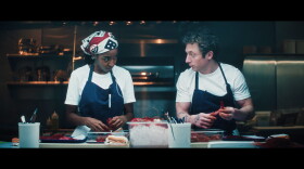 Sydney (Ayo Edebiri) and Carmy (Jeremy Allen White).