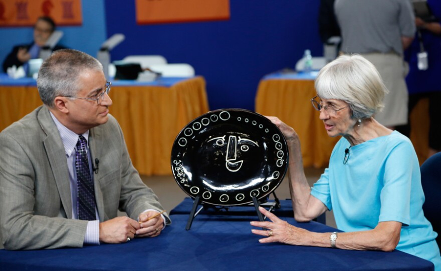 Stuart Slavid appraises a 1955 Madoura plate designed by Picasso for $10,000 to $15,000 in Boise, Idaho. The plate previously hung above the guest's stove collecting grease.