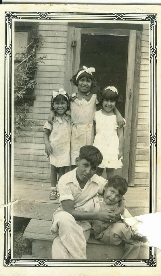 Elvira Scott, Virginia Villa, and Celia Scott (left to right) in La Colonia de Eden Gardens in 1936.