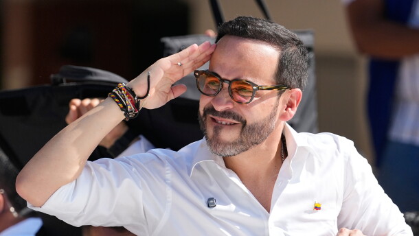 Presidential candidate Abelardo de la Espriella of the Defenders of the Motherland movement salutes after voting during the presidential election in Barranquilla, Colombia, Sunday, May 31, 2026.