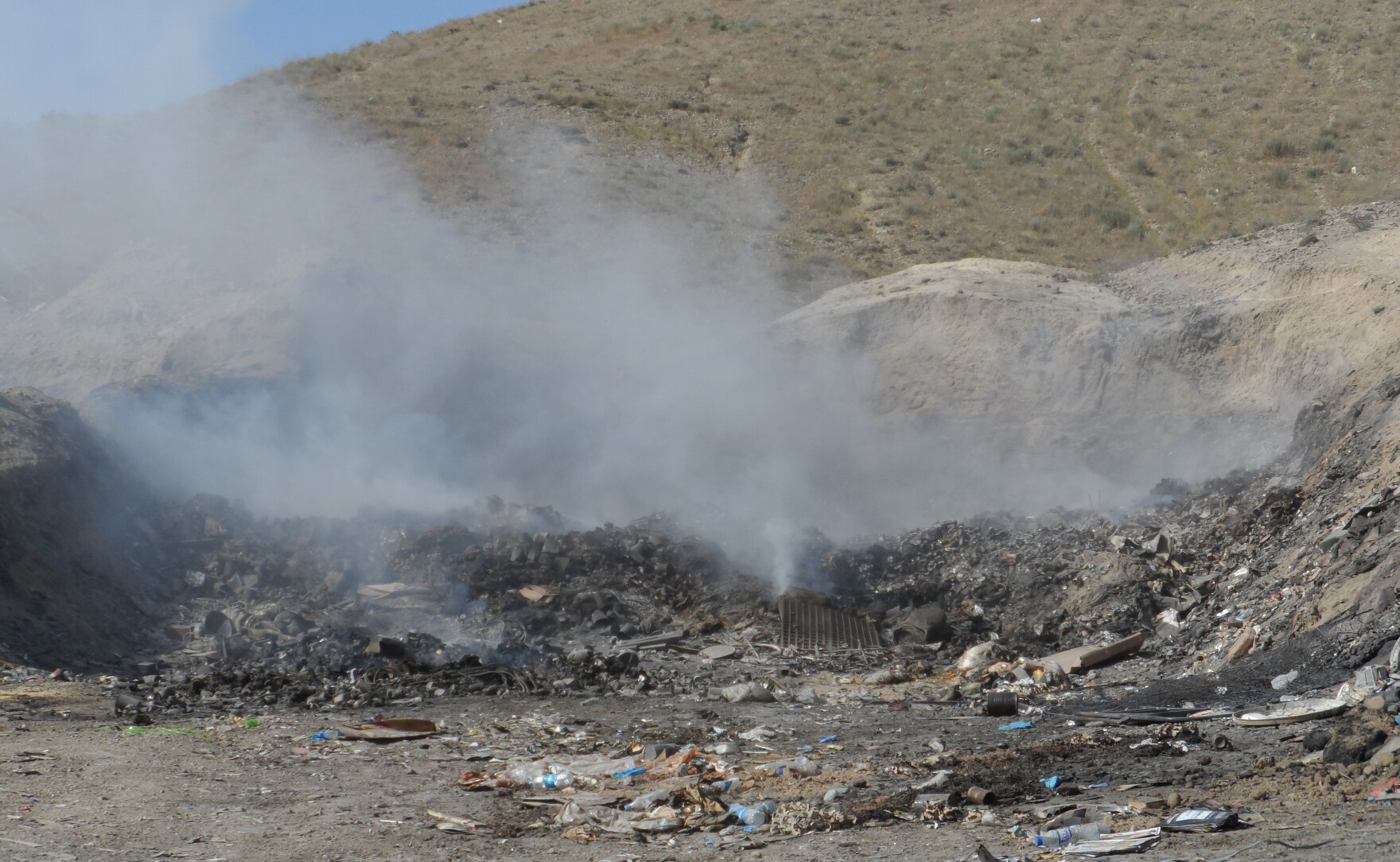 Report US Military Used Dangerous Burn Pits In Afghanistan, Wasted