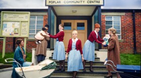 Barbara (CHARLOTTE RITCHIE), Nurse Trixie Franklin (HELEN GEORGE), Nurse Patsy Mount (EMERALD FENNELL).