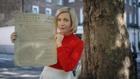 Lucy Worsley with the Declaration of Independence at Grosvenor Square.