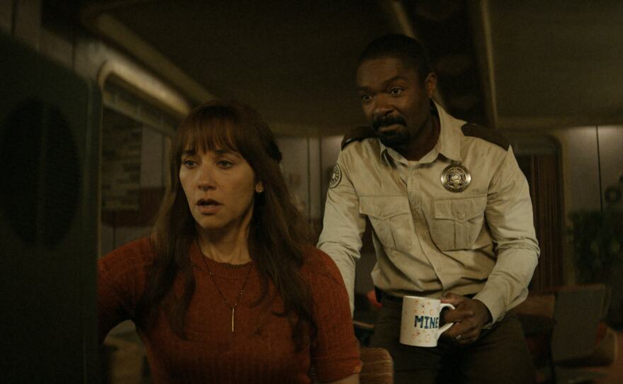 Rashida Jones and David Oyelowo from <em>Silo.</em>