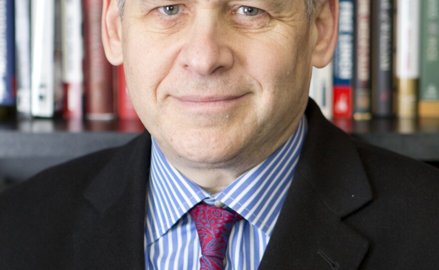 Jonathan Alter has written for