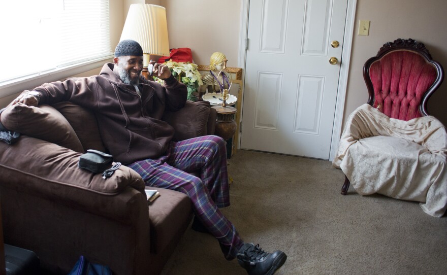 El-Amin is readjusting to his new freedom and a life where prison guards no longer closely regulate his time.