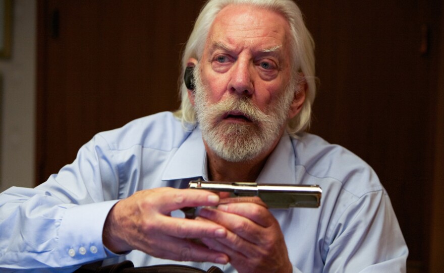 Donald Sutherland as Harry McKenna in <em>The Mechanic. </em>