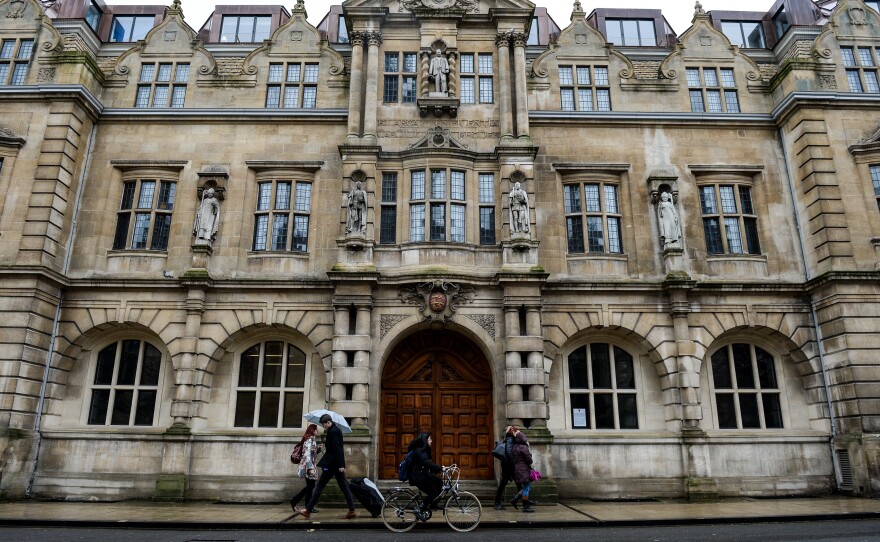 British universities, including Oxford University, are worried that the Brexit will close doors to many EU students, professors and researchers.