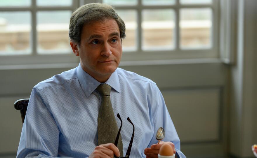 NPR TV critic Eric Deggans wrote that Michael Stuhlbarg, who plays Purdue Pharma's former President Richard Sackler, has "the creepy intensity of a Bond villain."