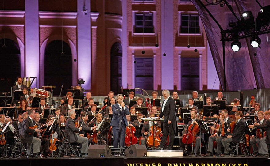 Enjoy the Vienna Philharmonic Orchestra’s performance of selections by Strauss, Wagner, Offenbach, Puccini and more from the Schönbrunn Palace Gardens under the baton of conductor Valery Gergiev featuring Metropolitan Opera tenor Jonas Kaufmann.