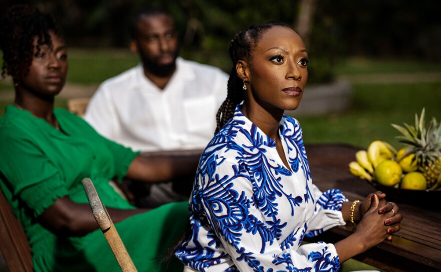 Corine Priestley (NAANA AGYEI-AMPADU), Liam Calder (MARK EBULUÈ), Miranda Priestley (VICTORIA EKANOYE) 