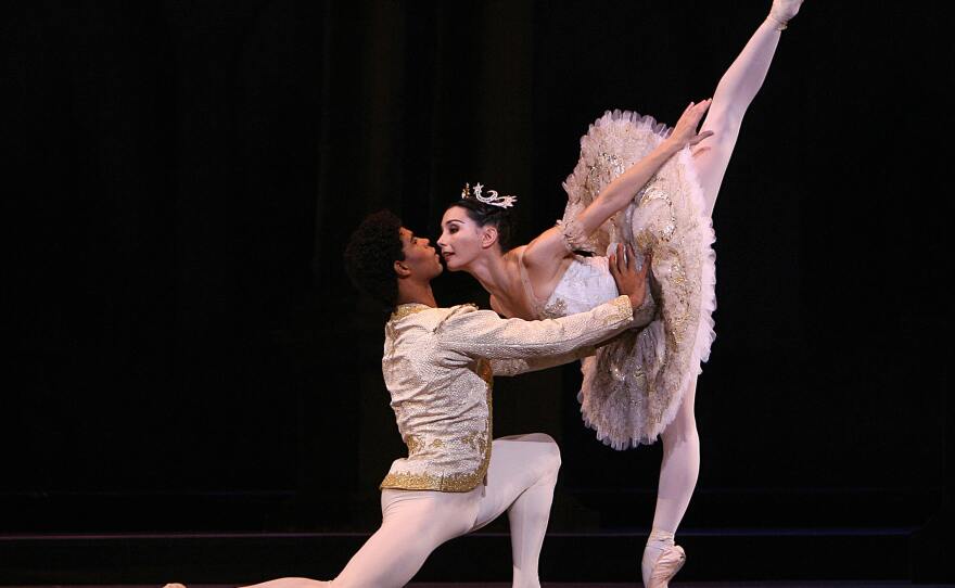 During her years as a principal dancer with the Royal Ballet, Tamara Rojo danced many famous roles including Princess Aurora in The Sleeping Beauty. In this 2006 dress rehearsal at The Royal Opera House, the Cuban ballet star Carlos Acosta partnered Rojo as Prince Florimund.