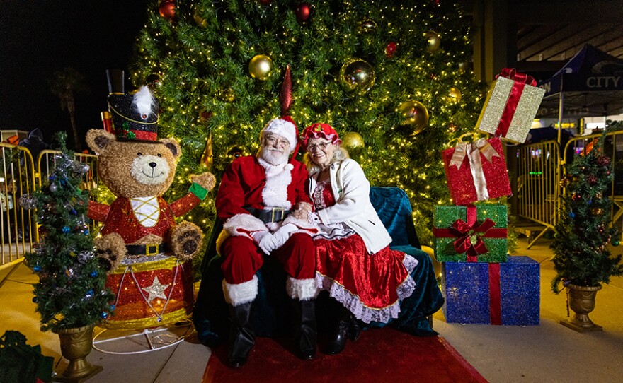 Oceanside Holiday Tree Lighting Ceremony and Holiday Gift Markets