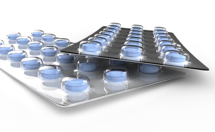 Health plans are required to pay for contraceptives, but the clinics that are common sources of family planning services aren't used to dealing with insurers.