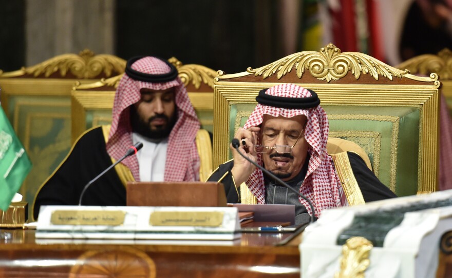 Saudi King Salman bin Abdulaziz (right) and his son, Crown Prince Mohammed bin Salman, at a session of the 40th Gulf Cooperation Council summit in Riyadh, Saudi Arabia, in December.