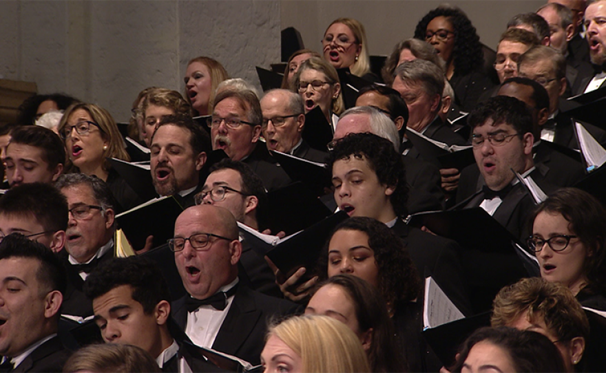 The choir is accompanied by the Bach Festival orchestra, which is comprised of extraordinary musicians with vigorous, nimble playing and a wide range of talents.