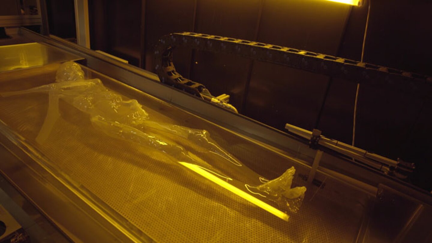 Largest 3D printing machine in the world makes full one piece body in resin of Otzi the Iceman.