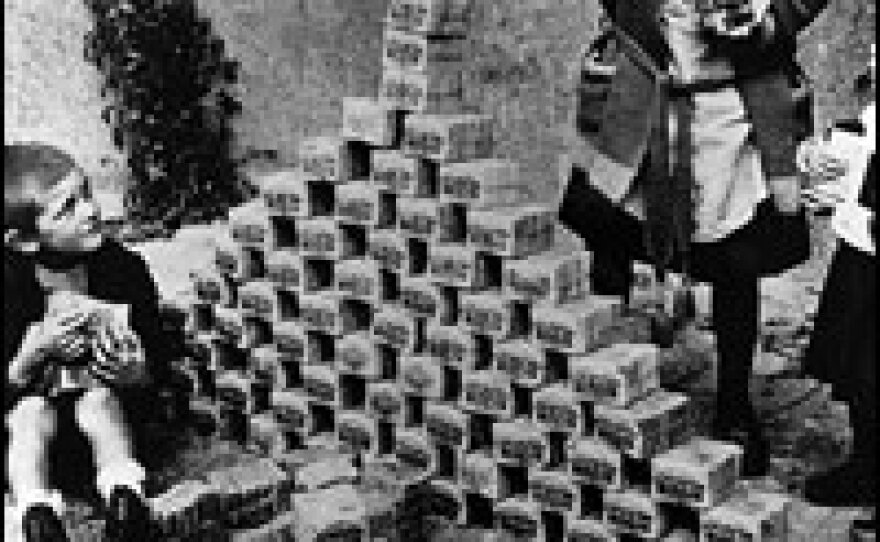 Children use notes of German money as building blocks during the country's inflation crisis in 1923.